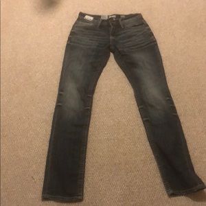 Buckle jeans